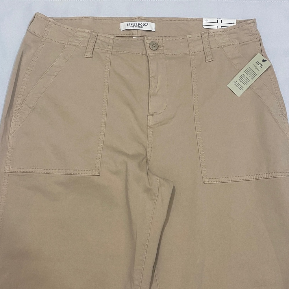 LIVERPOOL Relaxed-fit Cropped Khaki Pants Women's Size 14/32 - Picture 2 of 10